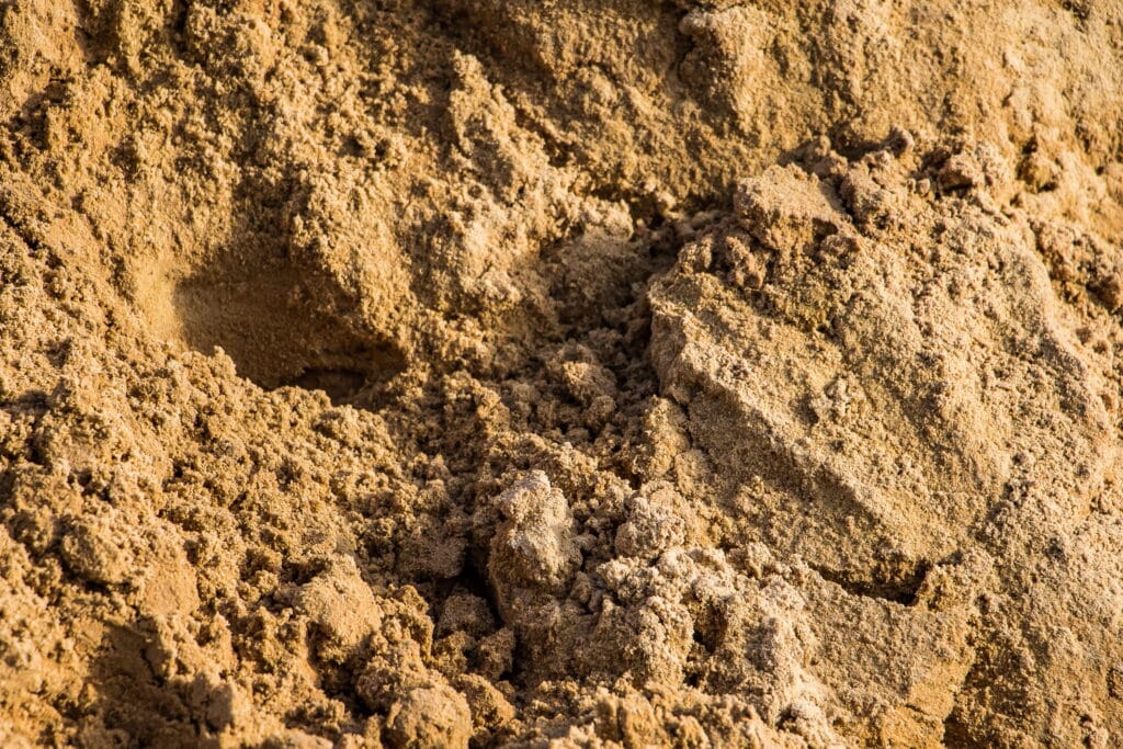 Sandy soil for grading